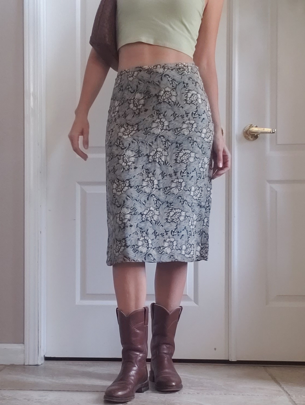 CHARTER CLUB Size 8 / 27" Silk Floral Skirt